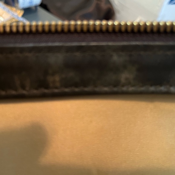 Louis Vuitton Denim Zip Tote - Picture 8 of 16